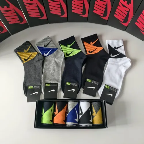 Cheap Nike Socks #1396441, $$27.00 USD On Nike Socks