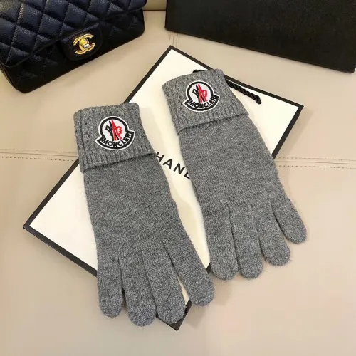 Cheap Moncler Gloves #1396681, $$38.00 USD On Moncler Gloves
