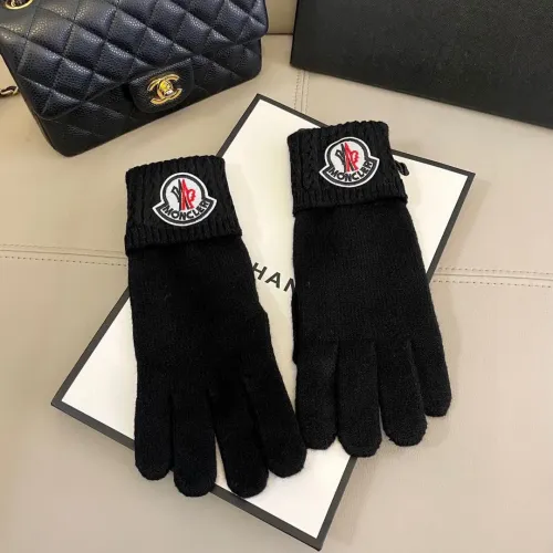 Cheap Moncler Gloves #1396682, $$38.00 USD On Moncler Gloves