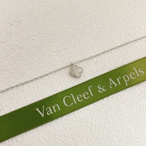 Replica Van Cleef & Arpels Necklaces For Women #1398243 $25.00 USD for Wholesale