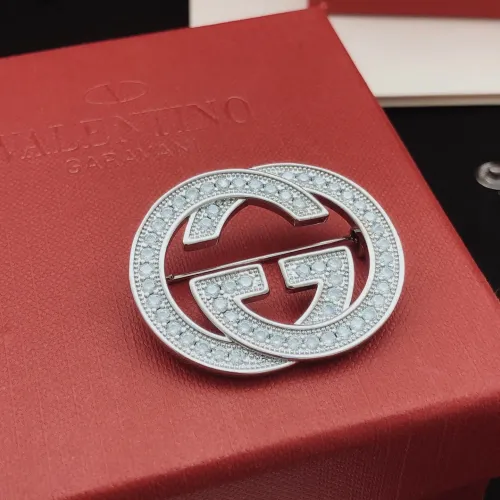 Replica Gucci Brooches For Women #1398662 $29.00 USD for Wholesale