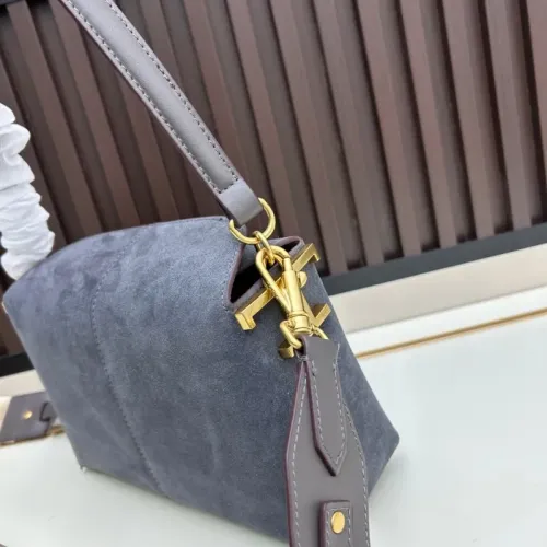 Replica TOD'S AAA Quality Messenger Bags For Women #1399039 $105.00 USD for Wholesale