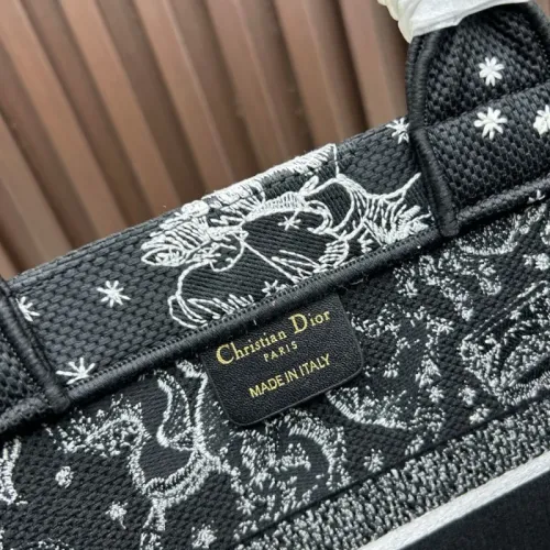 Replica Christian Dior AAA Quality Handbags For Women #1399118 $96.00 USD for Wholesale