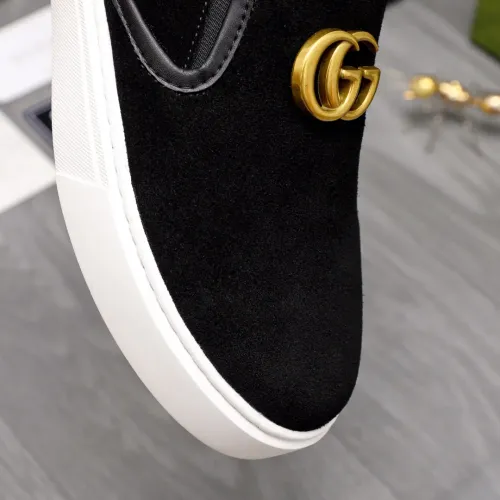 Replica Gucci Casual Shoes For Men #1400124 $68.00 USD for Wholesale