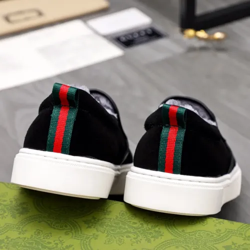 Replica Gucci Casual Shoes For Men #1400124 $68.00 USD for Wholesale