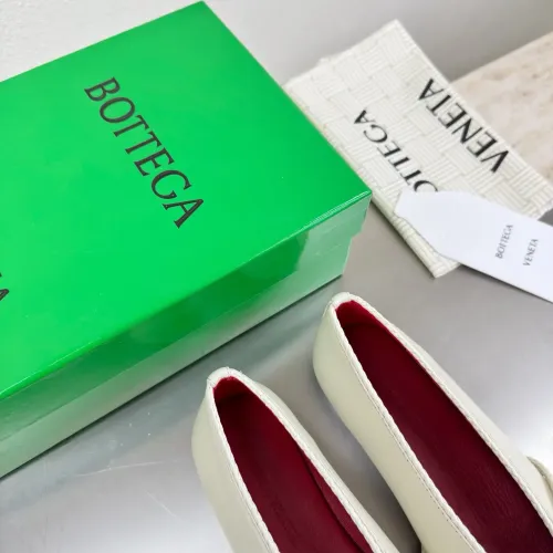 Replica Bottega Veneta BV Flat Shoes For Women #1400594 $125.00 USD for Wholesale