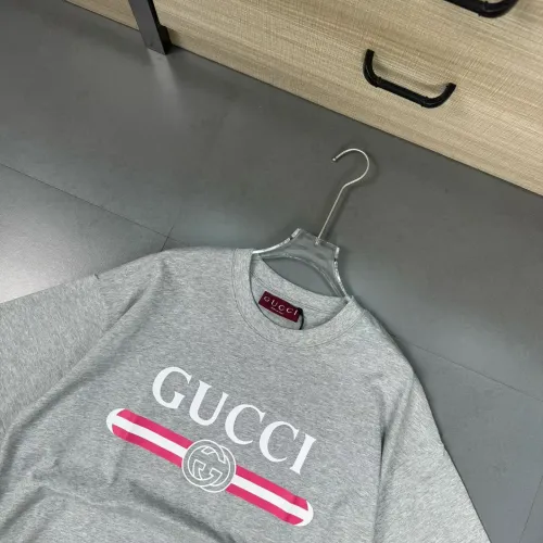 Replica Gucci T-Shirts Short Sleeved For Unisex #1402138 $32.00 USD for Wholesale