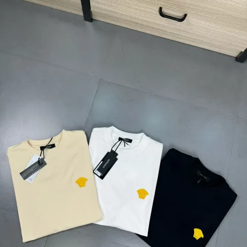 Replica Versace T-Shirts Short Sleeved For Unisex #1402258 $32.00 USD for Wholesale