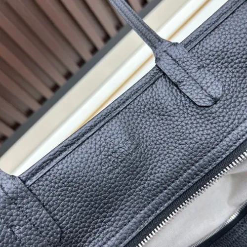 Replica Goyard AAA Quality Shoulder Bags For Women #1404557 $205.00 USD for Wholesale