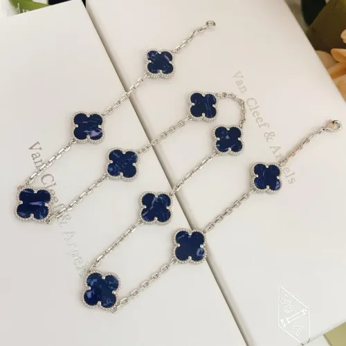 Replica Van Cleef & Arpels Necklaces For Women #1406581 $45.00 USD for Wholesale