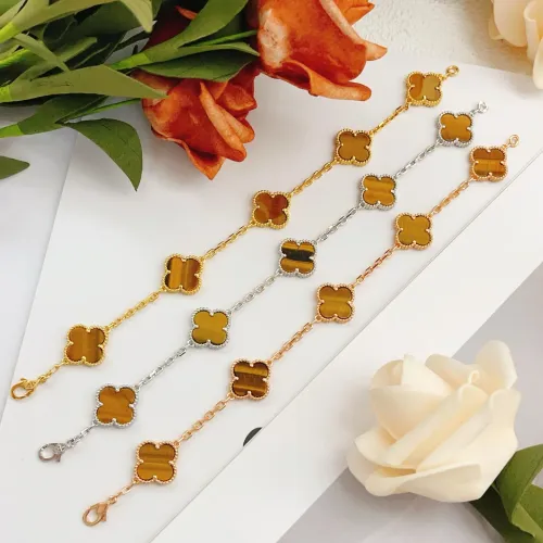 Replica Van Cleef & Arpels Bracelets For Women #1406592 $34.00 USD for Wholesale