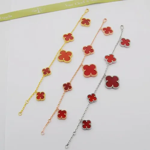Replica Van Cleef & Arpels Bracelets For Women #1406601 $32.00 USD for Wholesale