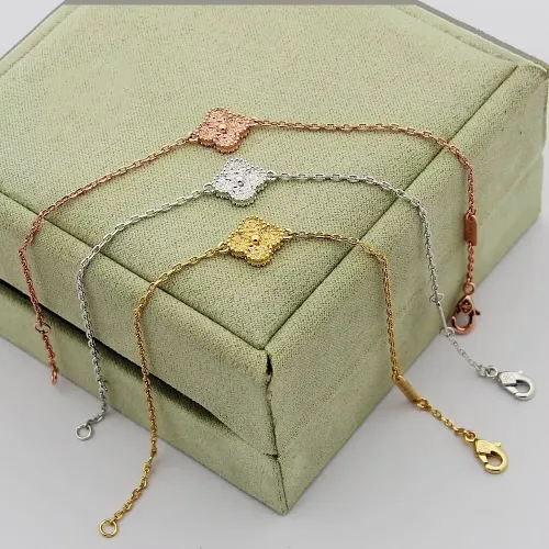 Replica Van Cleef & Arpels Bracelets For Women #1406615 $23.00 USD for Wholesale