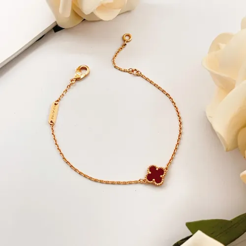 Cheap Van Cleef &amp; Arpels Bracelets For Women #1406627, $$25.00 USD On Van Cleef &amp; Arpels Bracelets