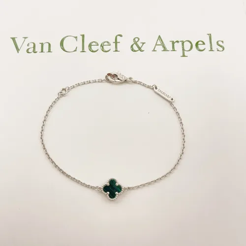Cheap Van Cleef &amp; Arpels Bracelets For Women #1406629, $$25.00 USD On Van Cleef &amp; Arpels Bracelets