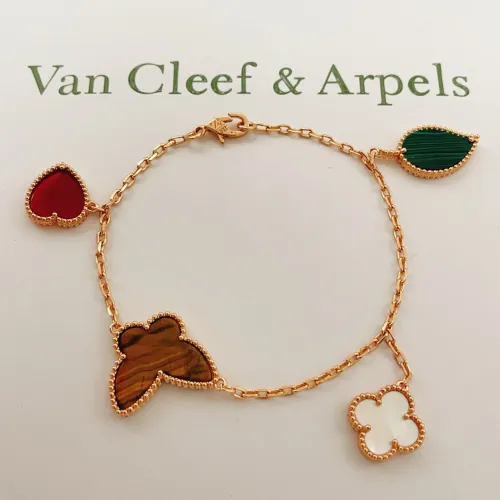 Cheap Van Cleef &amp; Arpels Bracelets For Women #1406633, $$34.00 USD On Van Cleef &amp; Arpels Bracelets