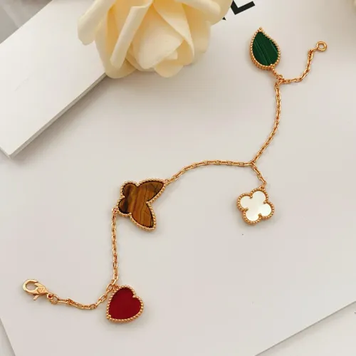 Replica Van Cleef & Arpels Bracelets For Women #1406633 $34.00 USD for Wholesale