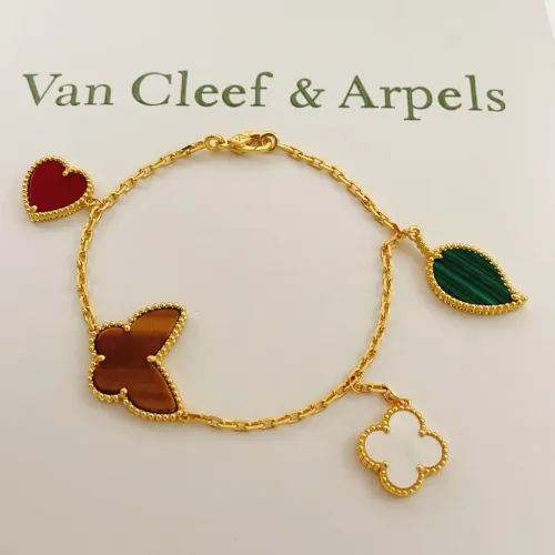 Cheap Van Cleef &amp; Arpels Bracelets For Women #1406634, $$34.00 USD On Van Cleef &amp; Arpels Bracelets