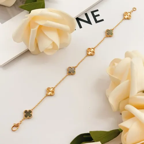 Replica Van Cleef & Arpels Bracelets For Women #1406636 $34.00 USD for Wholesale