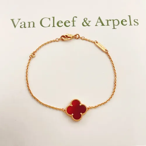 Cheap Van Cleef &amp; Arpels Bracelets For Women #1406645, $$25.00 USD On Van Cleef &amp; Arpels Bracelets