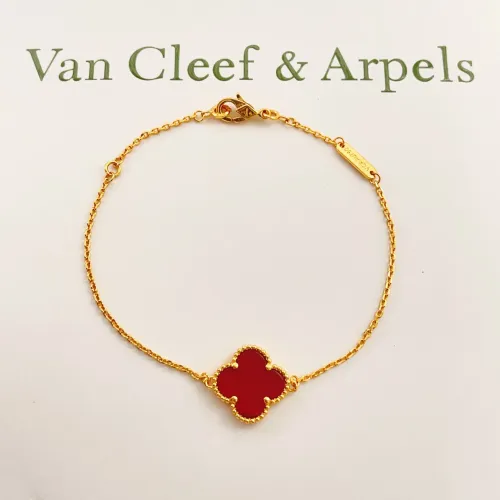 Cheap Van Cleef &amp; Arpels Bracelets For Women #1406646, $$25.00 USD On Van Cleef &amp; Arpels Bracelets