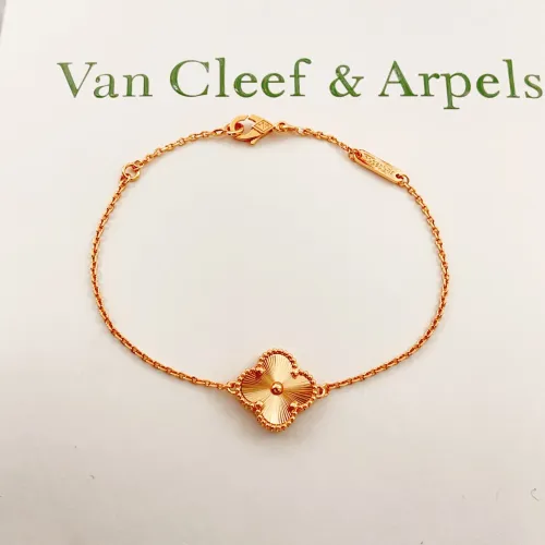Replica Van Cleef & Arpels Bracelets For Women #1406653 $25.00 USD for Wholesale