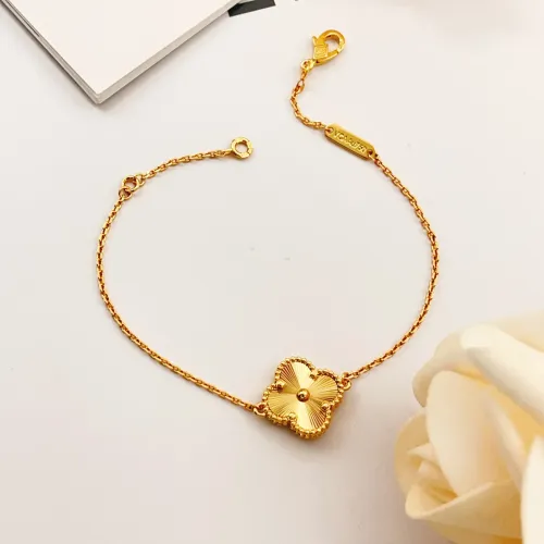 Replica Van Cleef & Arpels Bracelets For Women #1406654 $25.00 USD for Wholesale