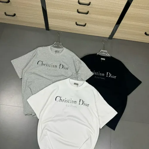 Replica Christian Dior T-Shirts Short Sleeved For Unisex #1410209 $32.00 USD for Wholesale