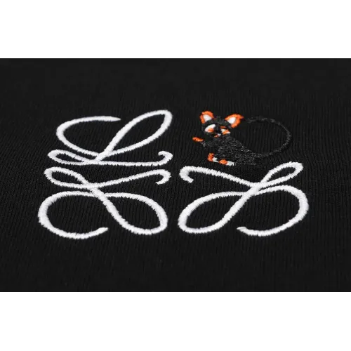 Replica LOEWE T-Shirts Short Sleeved For Unisex #1411677 $42.00 USD for Wholesale