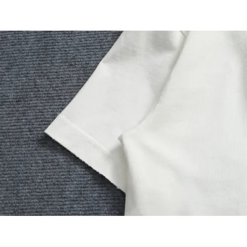 Replica Gucci T-Shirts Short Sleeved For Unisex #1411982 $48.00 USD for Wholesale