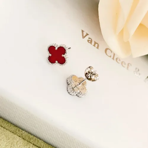 Replica Van Cleef & Arpels Earrings For Women #1413523 $25.00 USD for Wholesale