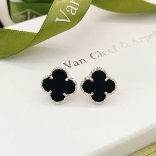 Cheap Van Cleef &amp; Arpels Earrings For Women #1413532, $$25.00 USD On Van Cleef &amp; Arpels Earrings