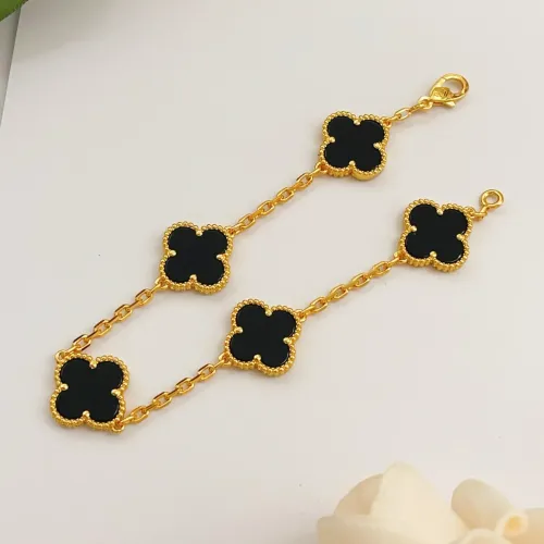 Replica Van Cleef & Arpels Bracelets For Women #1413738 $34.00 USD for Wholesale