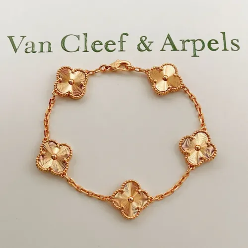 Cheap Van Cleef &amp; Arpels Bracelets For Women #1413744, $$34.00 USD On Van Cleef &amp; Arpels Bracelets