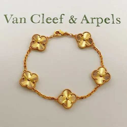 Cheap Van Cleef &amp; Arpels Bracelets For Women #1413745, $$34.00 USD On Van Cleef &amp; Arpels Bracelets