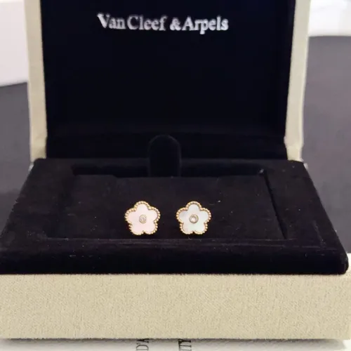 Replica Van Cleef & Arpels Earrings For Women #1413961 $36.00 USD for Wholesale