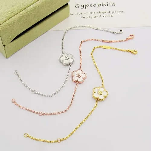 Replica Van Cleef & Arpels Bracelets For Women #1414444 $25.00 USD for Wholesale