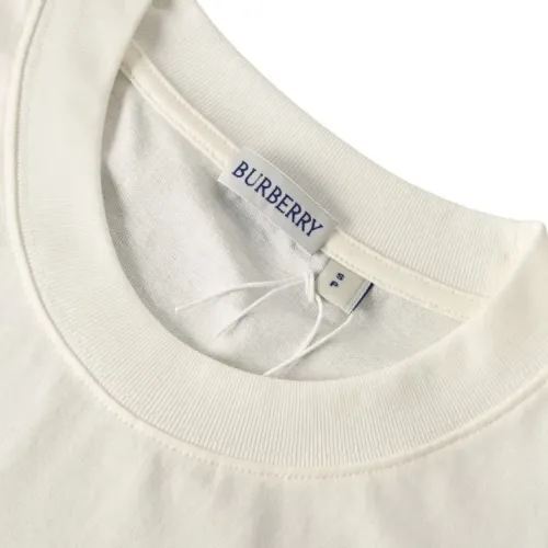 Replica Burberry T-Shirts Short Sleeved For Unisex #1414520 $52.00 USD for Wholesale