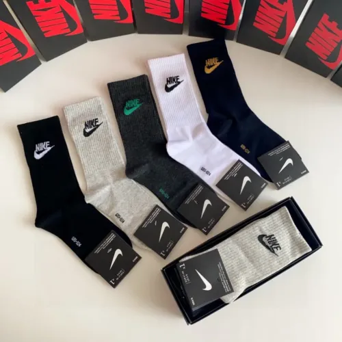 Replica Nike Socks #1414823 $29.00 USD for Wholesale