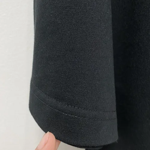 Replica LOEWE T-Shirts Short Sleeved For Men #1418293 $68.00 USD for Wholesale