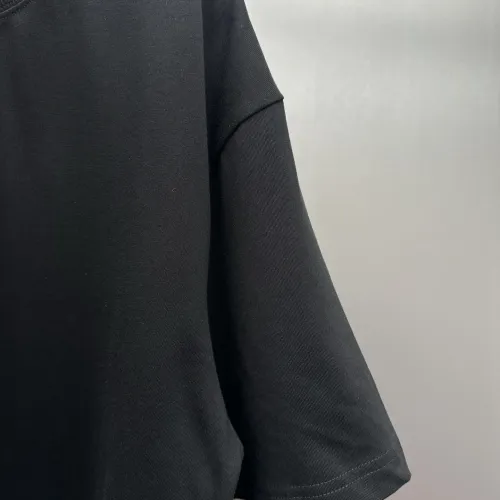 Replica Gucci T-Shirts Short Sleeved For Unisex #1418770 $56.00 USD for Wholesale