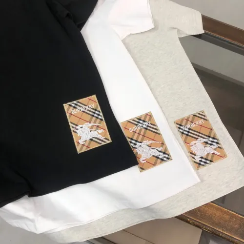 Replica Burberry T-Shirts Short Sleeved For Unisex #1419687 $36.00 USD for Wholesale