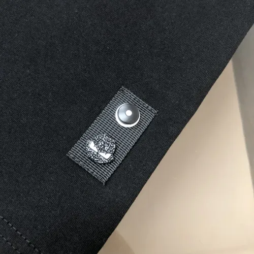 Replica Fendi T-Shirts Short Sleeved For Unisex #1419692 $36.00 USD for Wholesale