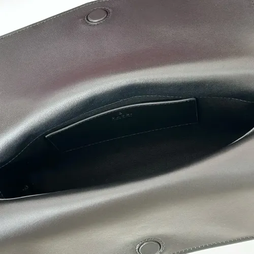 Replica Gucci AAA Quality Shoulder Bags For Women #1420183 $245.00 USD for Wholesale