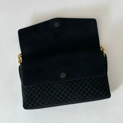 Replica Gucci AAA Quality Shoulder Bags For Women #1420184 $235.00 USD for Wholesale
