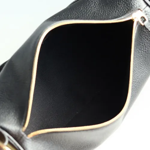 Replica Gucci AAA Quality Shoulder Bags For Women #1420353 $182.00 USD for Wholesale