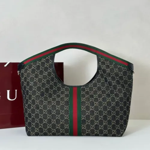 Replica Gucci AAA Quality Handbags For Women #1420360 $170.00 USD for Wholesale