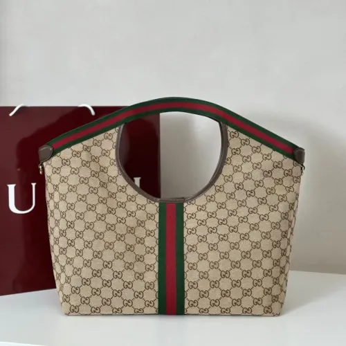 Replica Gucci AAA Quality Handbags For Women #1420362 $170.00 USD for Wholesale
