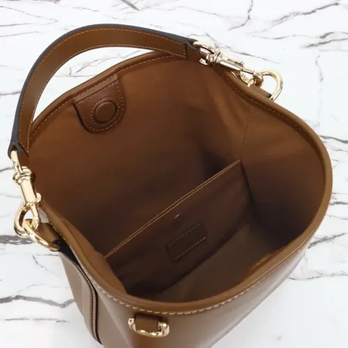 Replica Gucci AAA Quality Handbags For Women #1420474 $170.00 USD for Wholesale