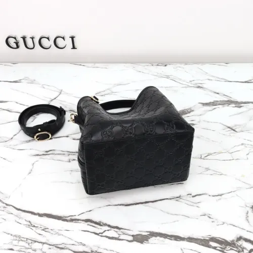 Replica Gucci AAA Quality Handbags For Women #1420478 $170.00 USD for Wholesale